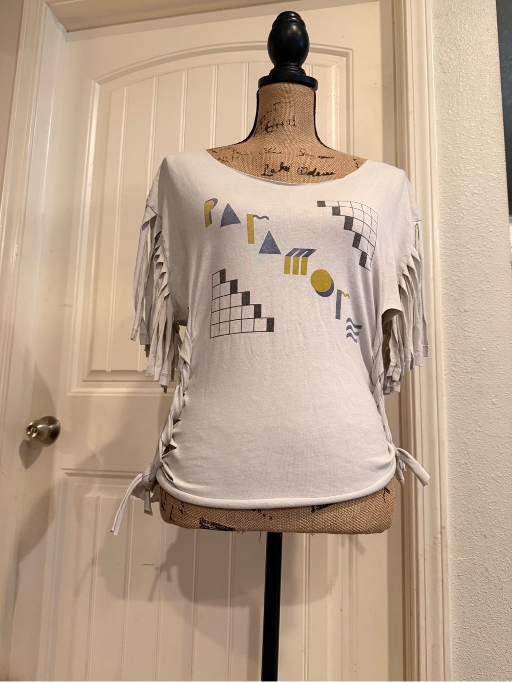 Paramore Reworked Fringe Band Tee – Small